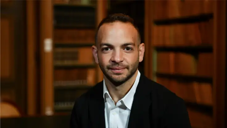 Alex Kantrowitz, Speaker | AI Author & Founder