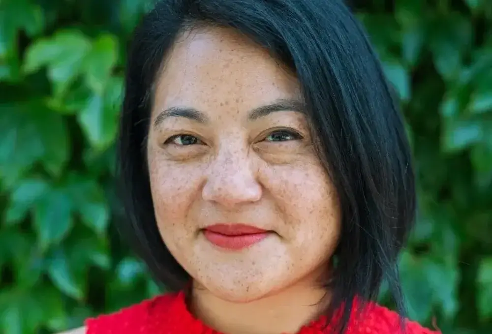 Elaine Lin Hering