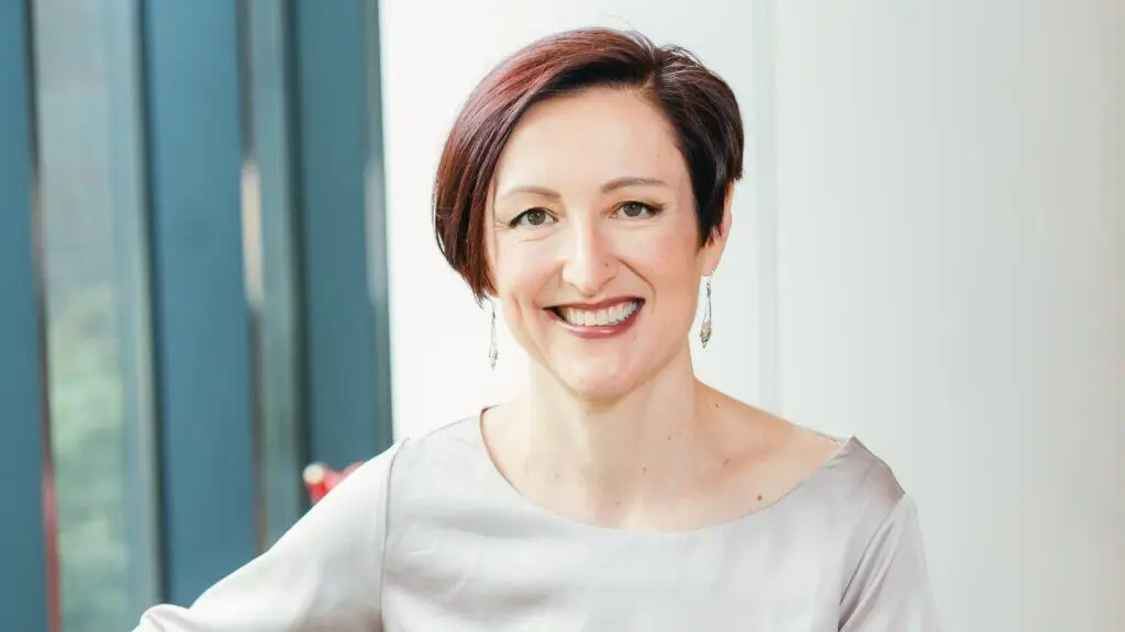 Julia Minson